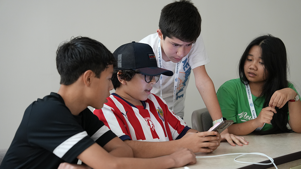 Tạo lập nội dung thu hút bằng AI trên mạng xã hội